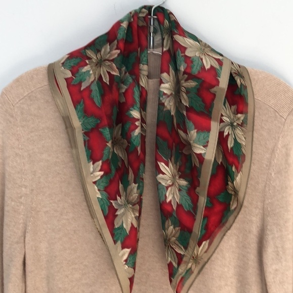Banana republic mock turtleneck wool blend oatmeal color small and festive scarf - Picture 3 of 11